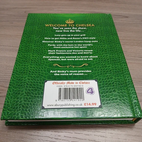 🤯2/$15 Made in Chelsea Life and Style Essentials - Hardcover Book - Picture 2 of 5